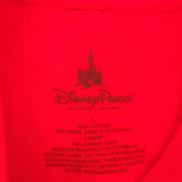 Disney Parks Tshirt Tee Womens L Red Disney Christmas Walt Disney World 2018 - Picture 7 of 8